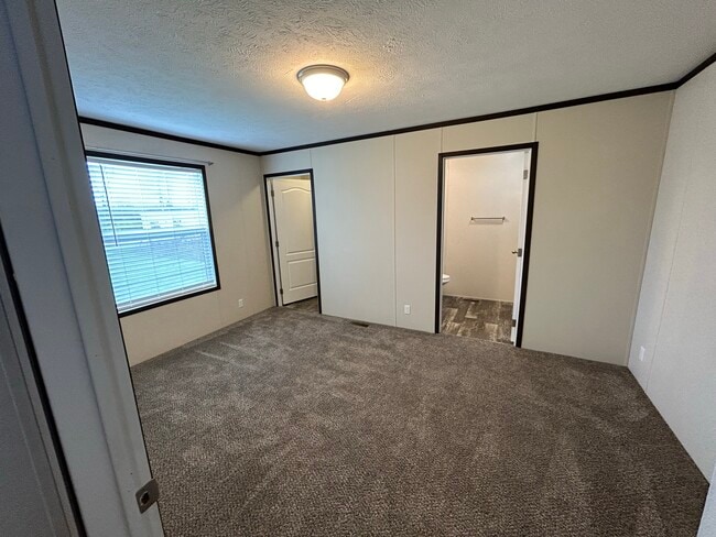 Foto del edificio - 691 Oregon St