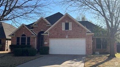 Building Photo - 3416 Glenmoor Dr