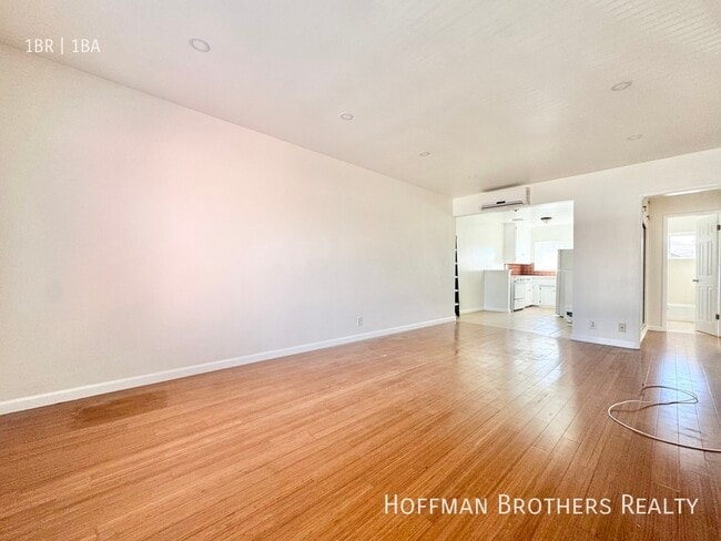 Foto del edificio - 9000 W. 24th St, Los Angeles, CA 90034