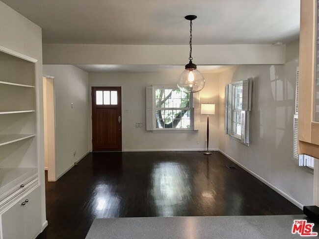 Foto del edificio - 9052 Elevado Ave