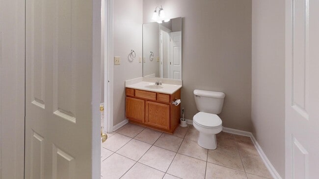 Building Photo - 3735 Lochdale Terrace