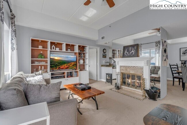 Building Photo - 303 Sugar Top Dr