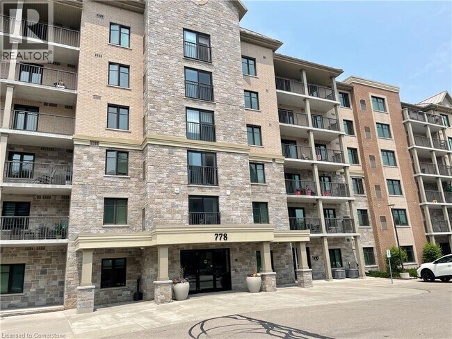 Photo du bâtiment - 778 Laurelwood Dr