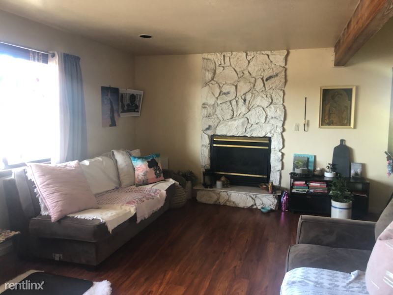 Building Photo - 1 br, 1 bath Condo - 866 Walker avenue