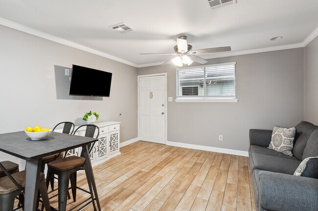 Foto del edificio - 2855 Saint Charles Ave