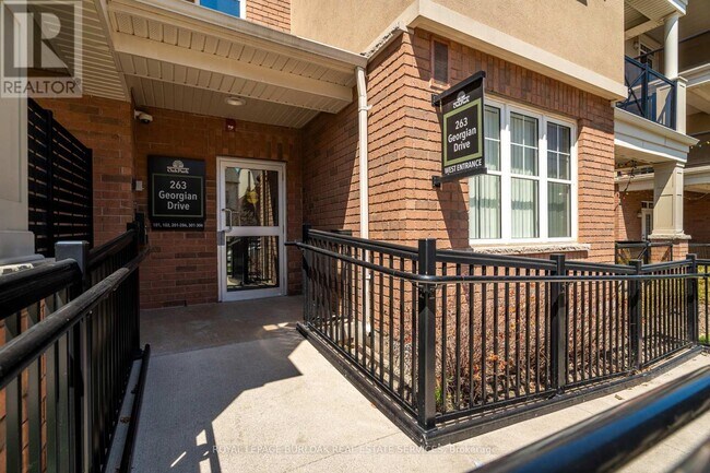 Photo du bâtiment - 263 Georgian Dr