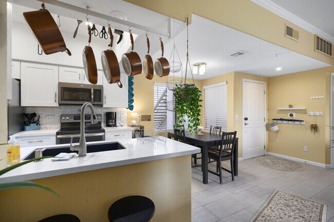 Foto del edificio - 10401 N Saguaro Blvd