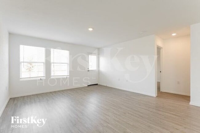 Building Photo - 4511 Emma Way