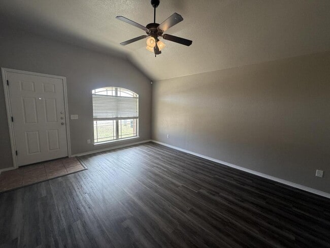 Building Photo - 4205 Cambridge Dr