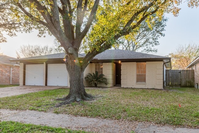 Building Photo - 22306 Waynoka Rd