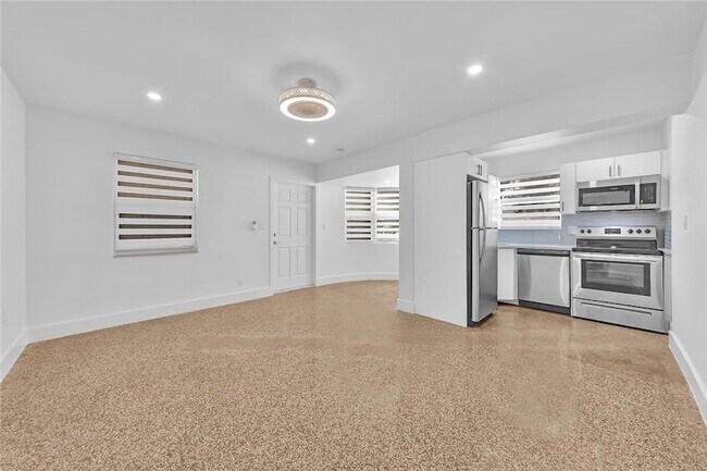 Foto del edificio - 5122 NE 19th Ave