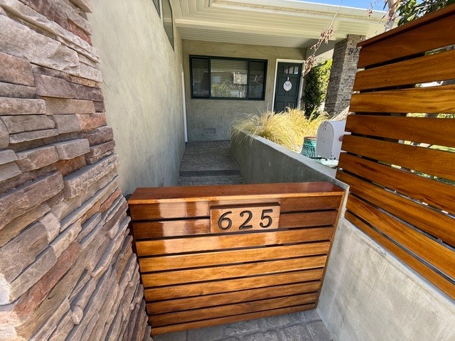 Front Entry Gate - 625 30th St