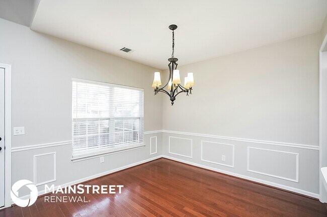 Building Photo - 4813 Peninsula Pointe Dr