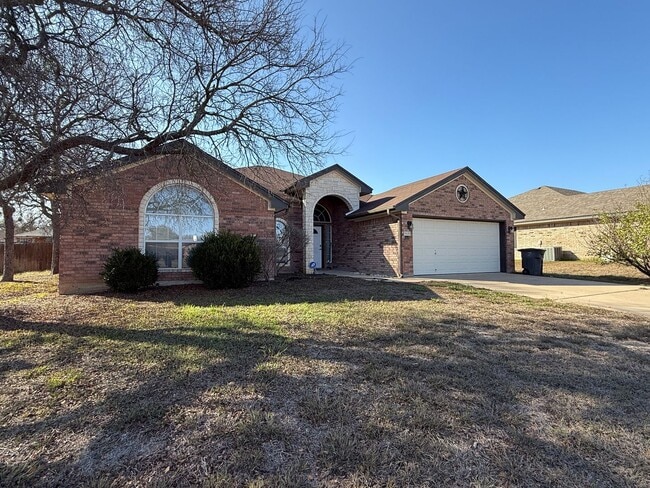 Building Photo - 5609 Hunters Ridge Trail