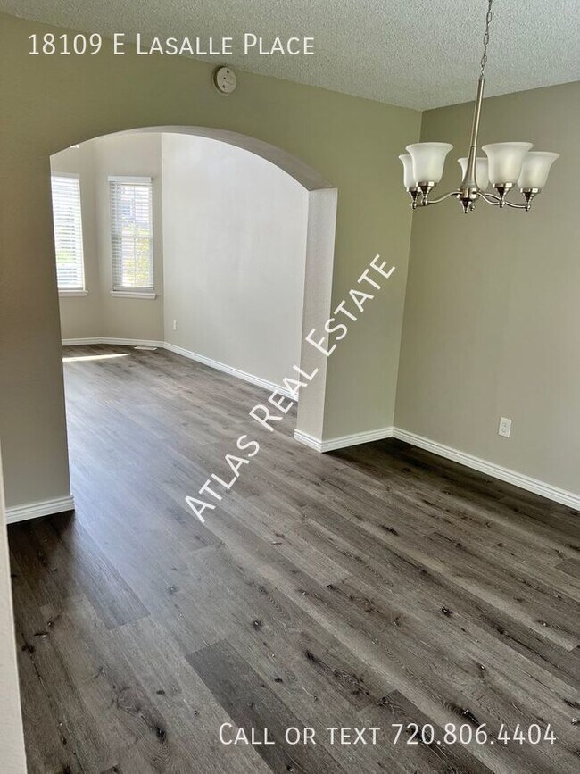 Building Photo - Beautiful 5 Bed 3 Bath Home in Southeast A...