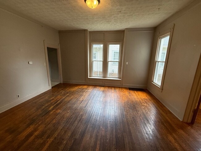 Building Photo - 136 E Stadium Ave