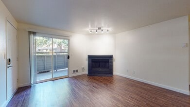 Interior Photo - Hunt Club