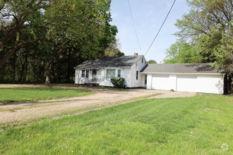 Building Photo - 214 S Shady Bend Rd