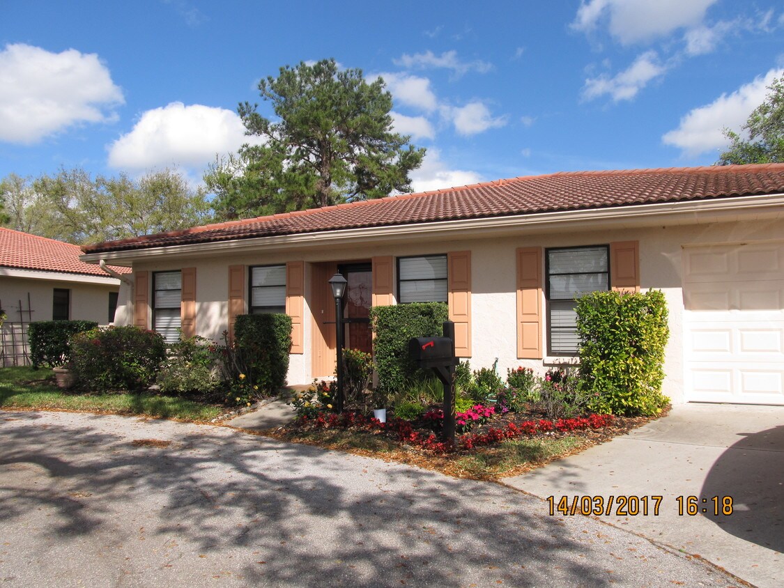5029 Vivienda Way, Sarasota, FL 34235 Condo for Rent in Sarasota, FL