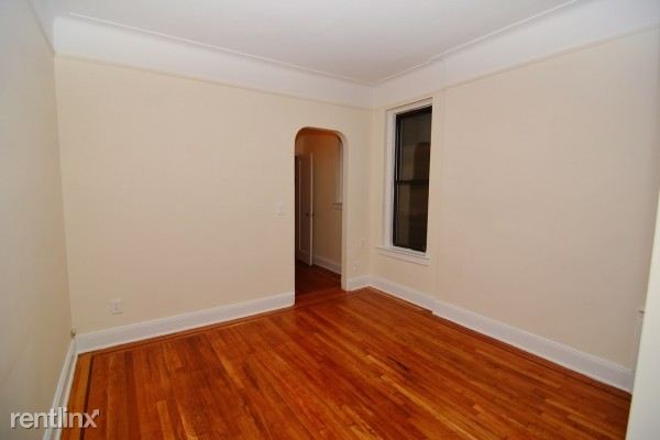 Building Photo - 1 br, 1 bath House - 123 E 82nd St