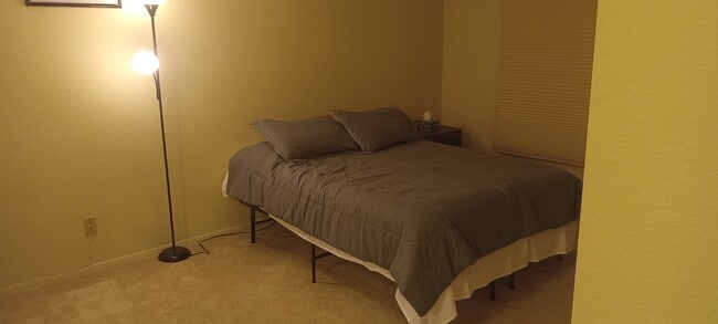 Photo - 1300 W 7th Ave Apartment