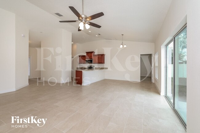 Foto del edificio - 535 Cardinal Way