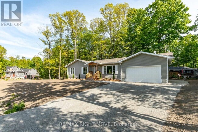 Building Photo - 1 Ojibway Ct