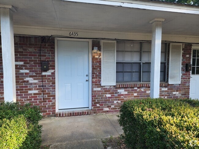 Building Photo - 6435 Open Rose Dr