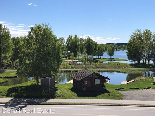 Building Photo - 1 br, 1 bath House - 3105 Lakeshore Dr. #3...