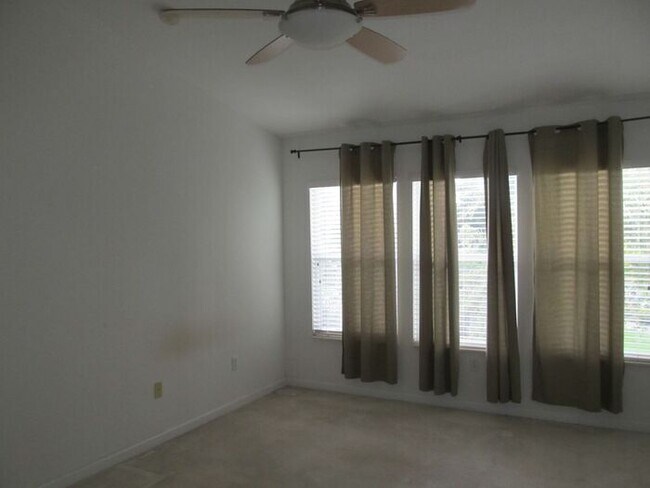 Foto del edificio - TERRIFIC 3 BDRM TOWNHOUSE FOR RENT IN GATE...