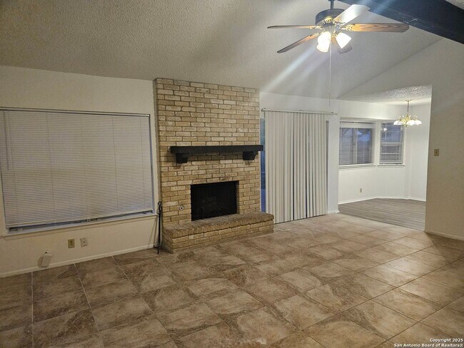 Building Photo - 4679 Misty Run Dr