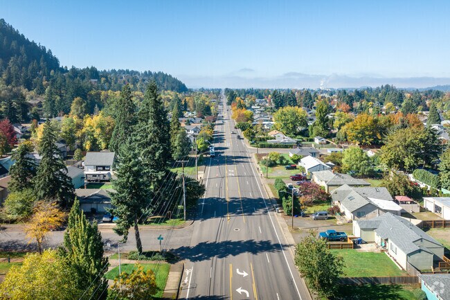 A view looking down Main St. in Thurston.