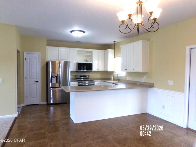 Building Photo - 4903 McCall Ln