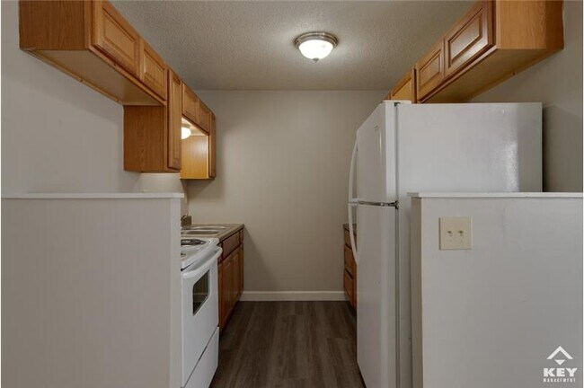 Building Photo - 1324 N Minneapolis St