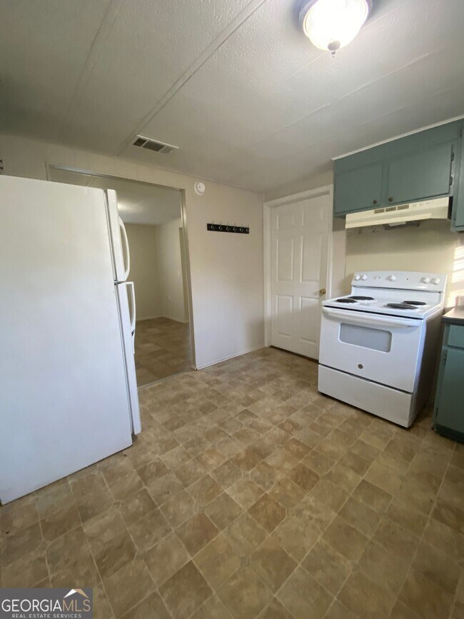 Foto del edificio - 95 Fairground Rd