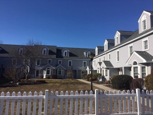 Building Photo - 368 Meridian St Ext