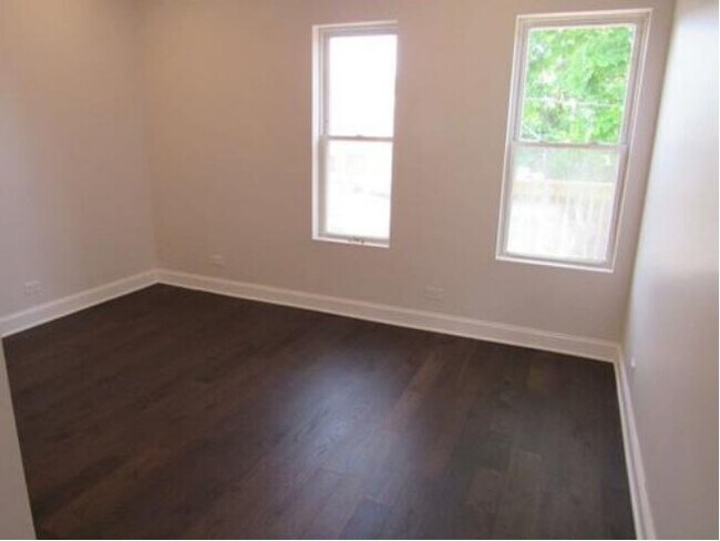 Foto del edificio - 6529 S Peoria St