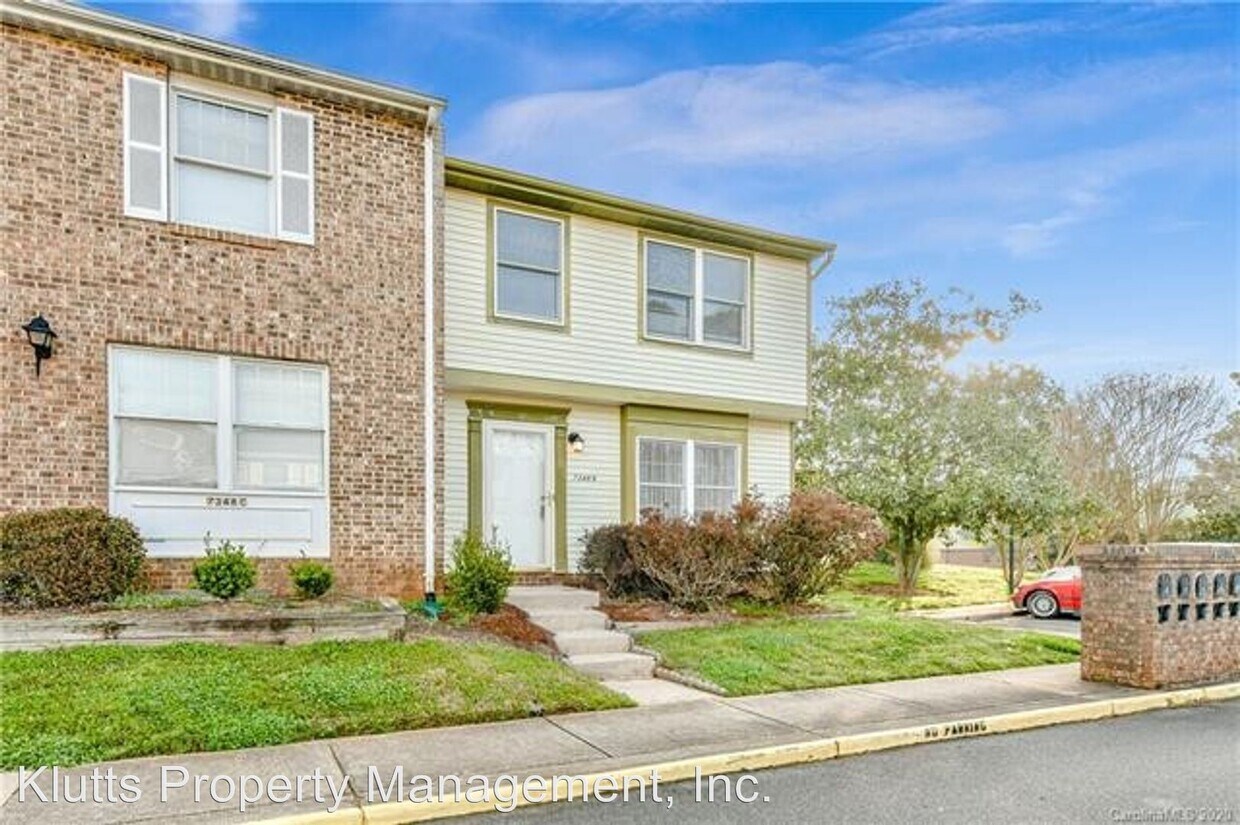 Foto principal - 7348 Pebblestone Dr