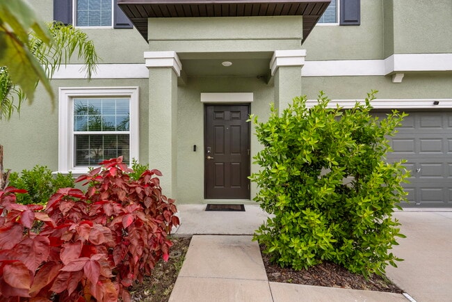 Building Photo - 1742 Red Loop