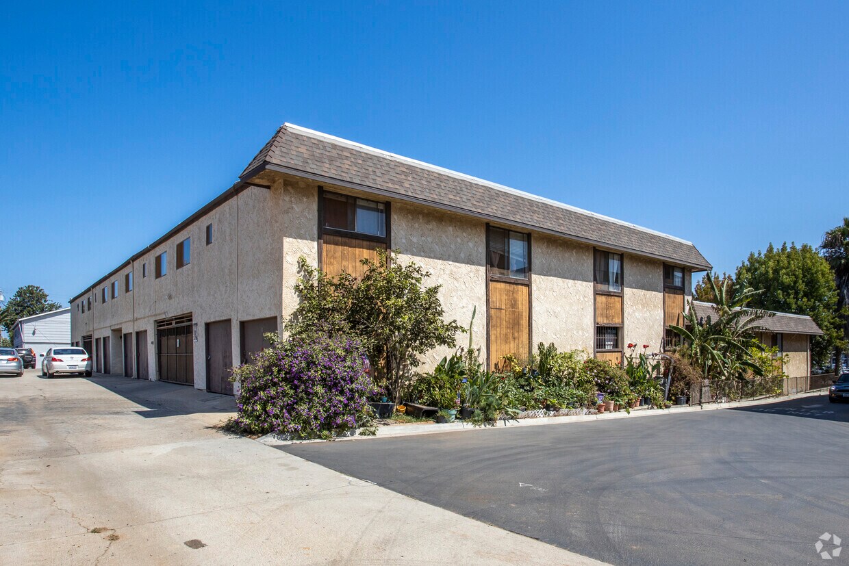 634 8th St, Imperial Beach, CA 91932 Apartments in Imperial Beach, CA