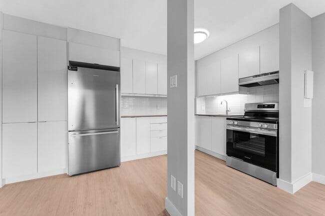 Photo du bâtiment - 145 York St