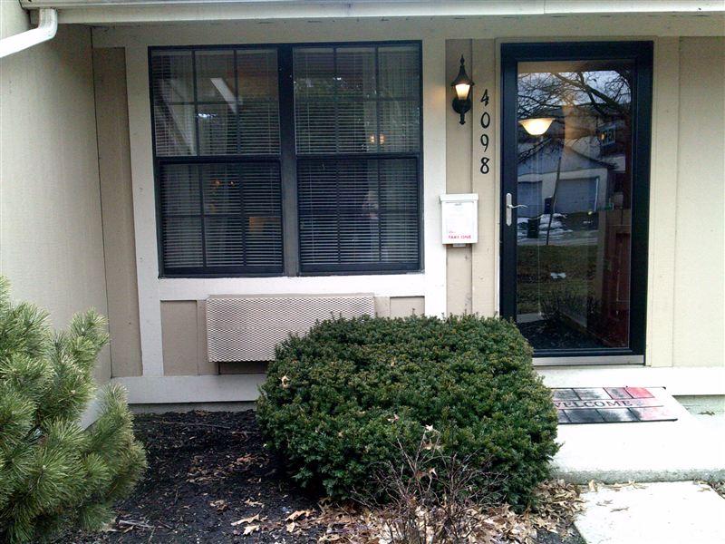 Primary Photo - 4098 Fox Glove Ln