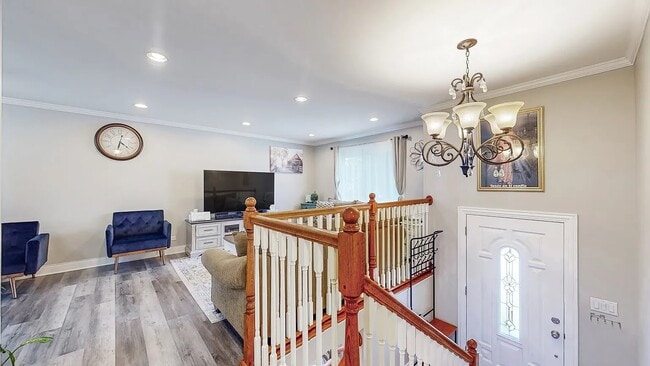 Building Photo - 717 Geneva Ave