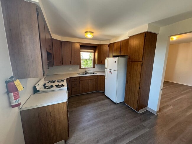 Building Photo - 1928-1930 E 123rd Street