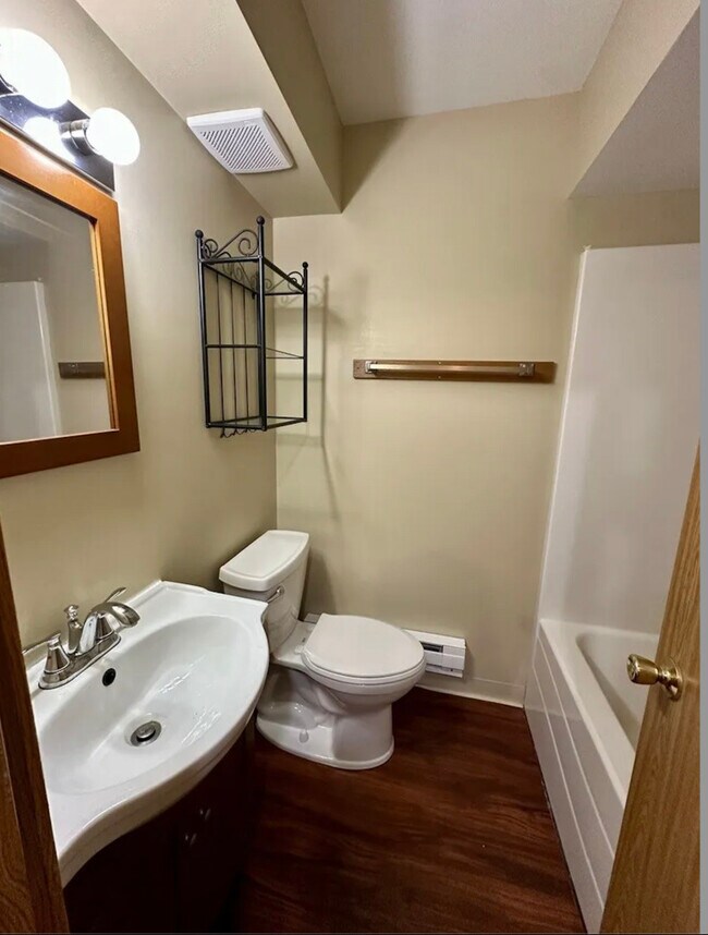 Foto del edificio - 690 W Judson St