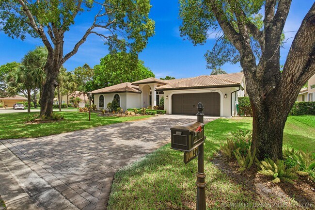 Foto del edificio - 10027 NW 56th Ct