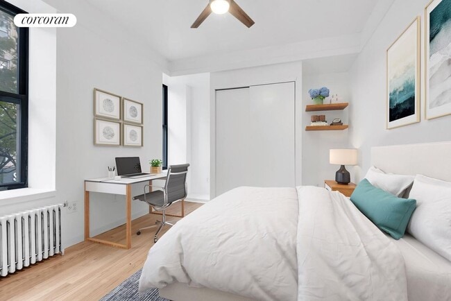 Foto del edificio - 300 W 17th St