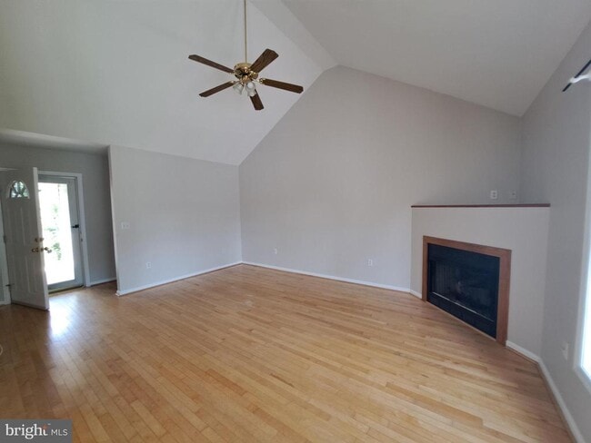 Building Photo - 107 Strawberry Way