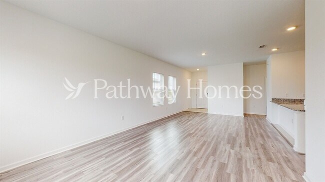 Building Photo - 2757 Granville Dr