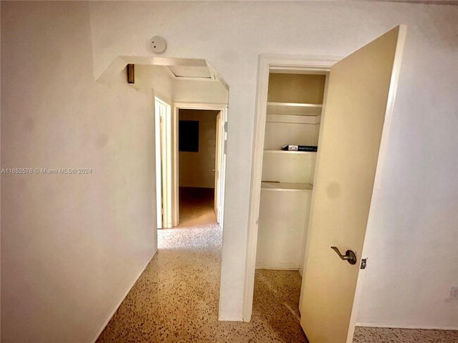 Foto del edificio - 2 bedroom in Hollywood FL 33020